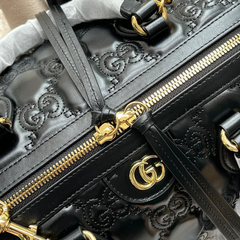 G*u*i medium gg matelassé bag in leather black