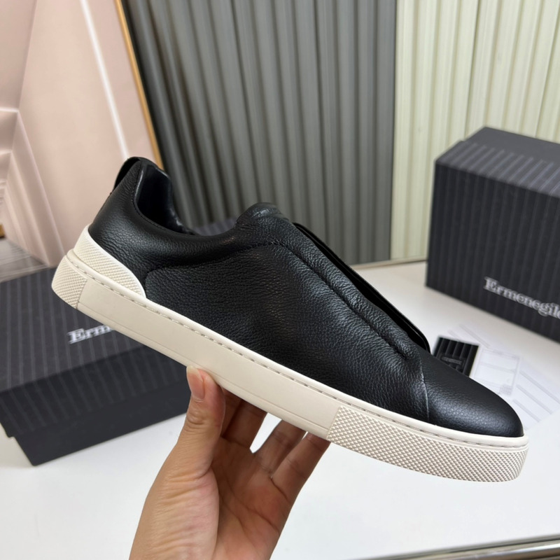 Ermenegildo Zegna Black Deerskin Triple Stitch Low Top Sneaker