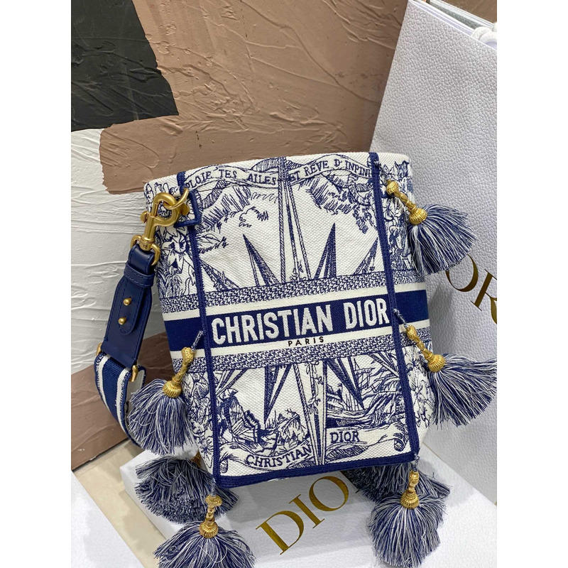 D*or medium d-bubble bucket bag blue