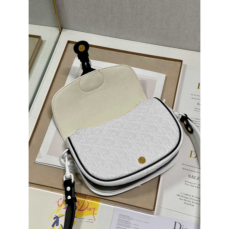 D*or bobby bag leather meduim white