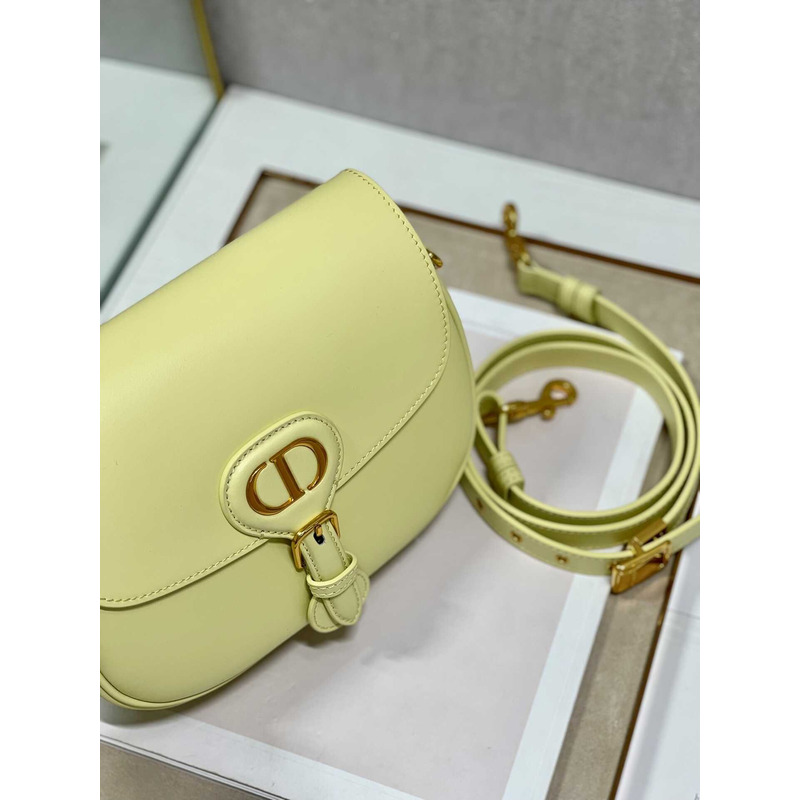 D*or bobby bag medium box calfskin lime