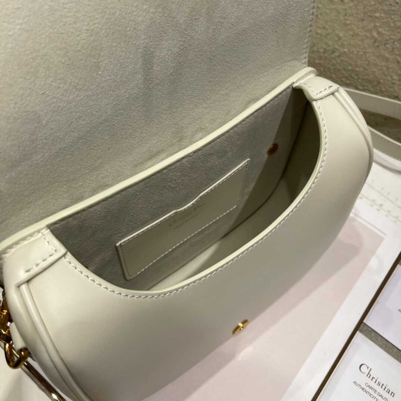 D*or bobby bag medium box calfskin latte