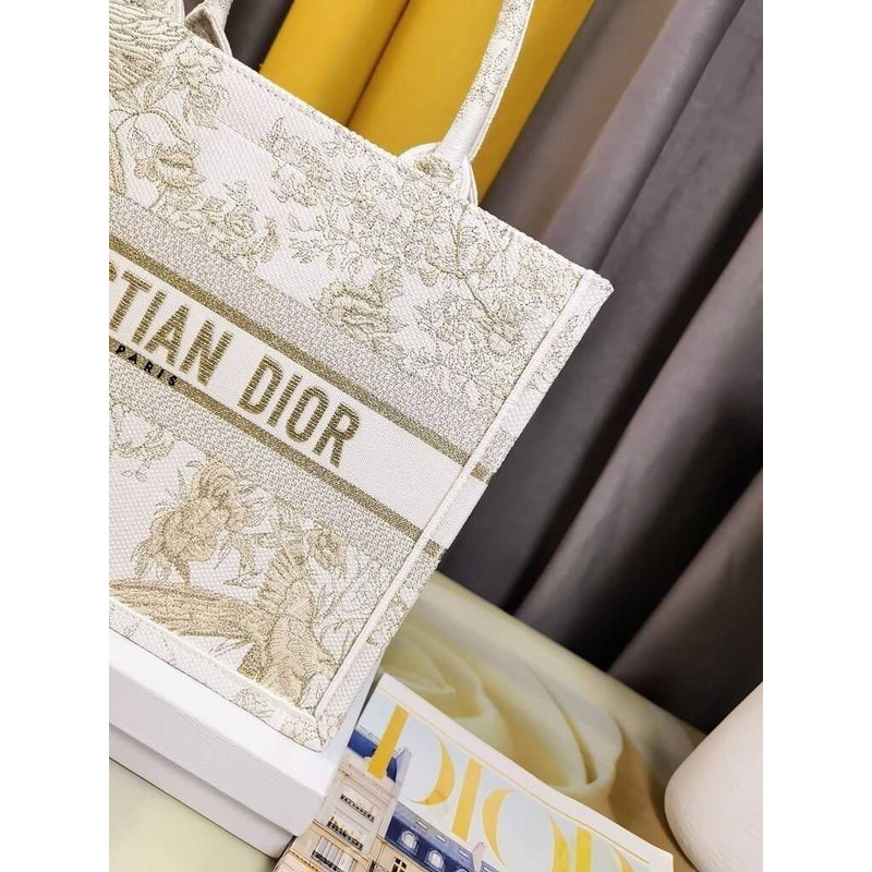 D*or medium book tote bag D*or jardin d\