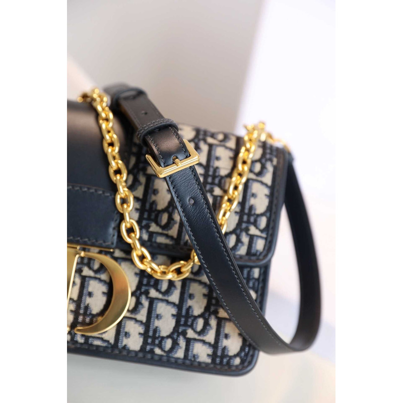 D*or 30 montaigne oblique jacquard chain bag blue