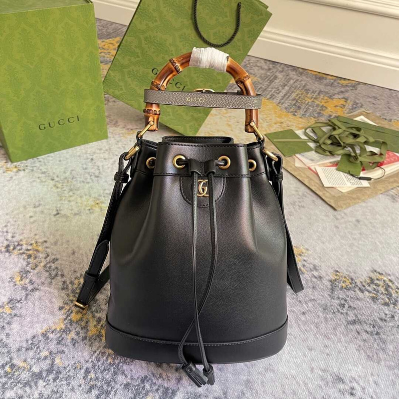 G*u*i diana mini bucket bag black