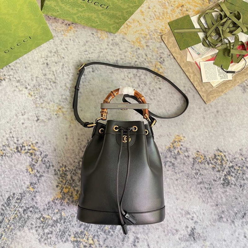 G*u*i diana mini bucket bag black