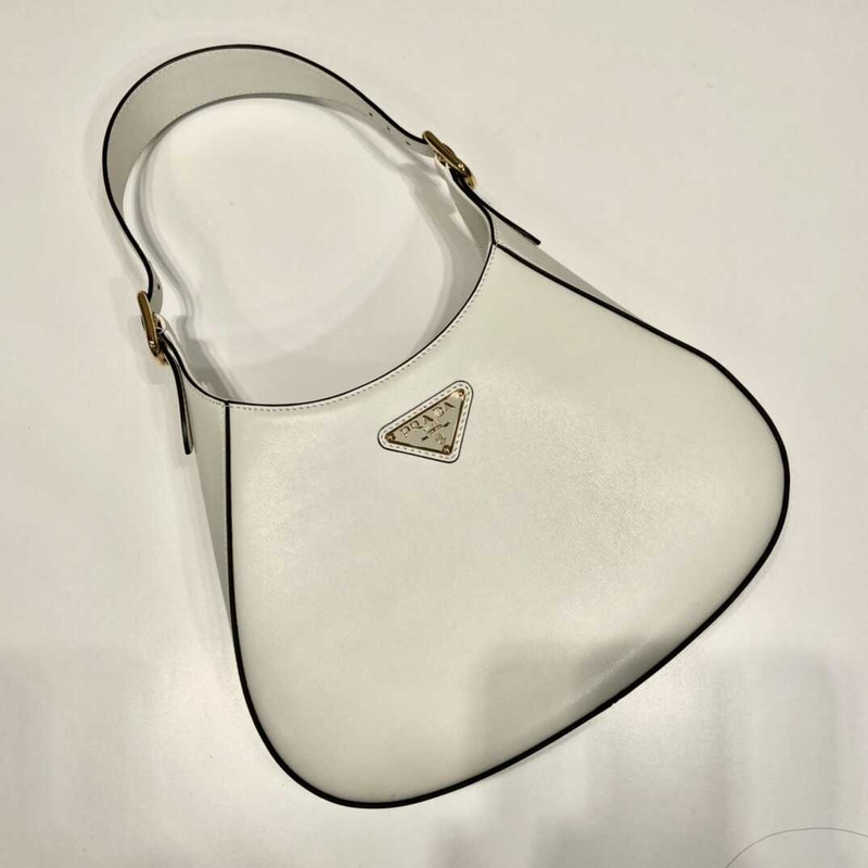 Pra*a medium leather shoulder bag white