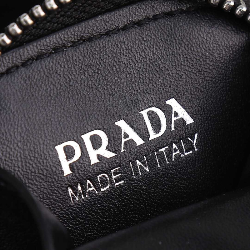 Pra*a galleria bag in saffiano leather black