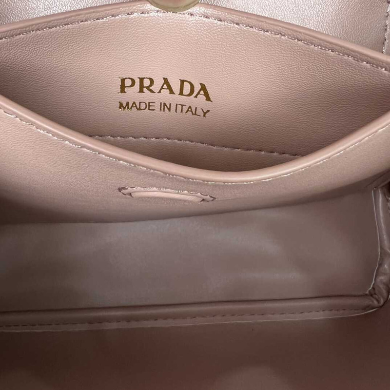 Pra*a galleria bag in saffiano leather black pink