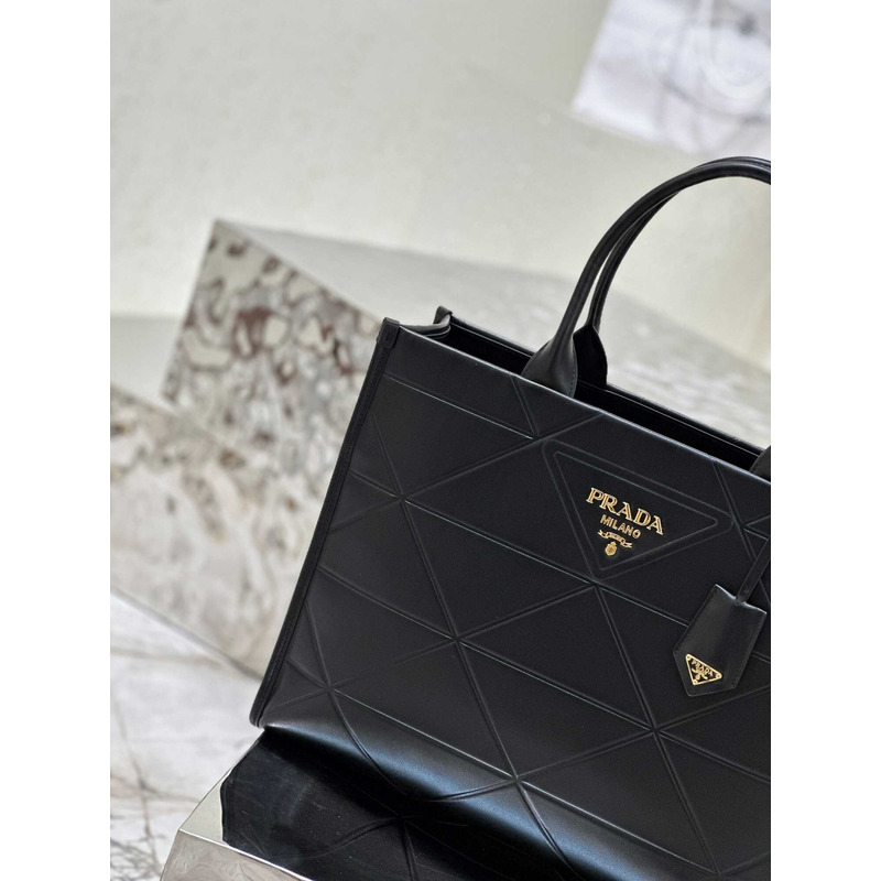 Pra*a large leather handbag with topstitching black