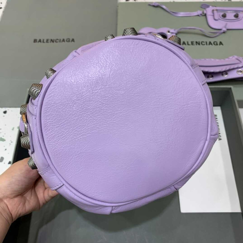 Ba*len*cia*ga le cagole small bucket bag purple