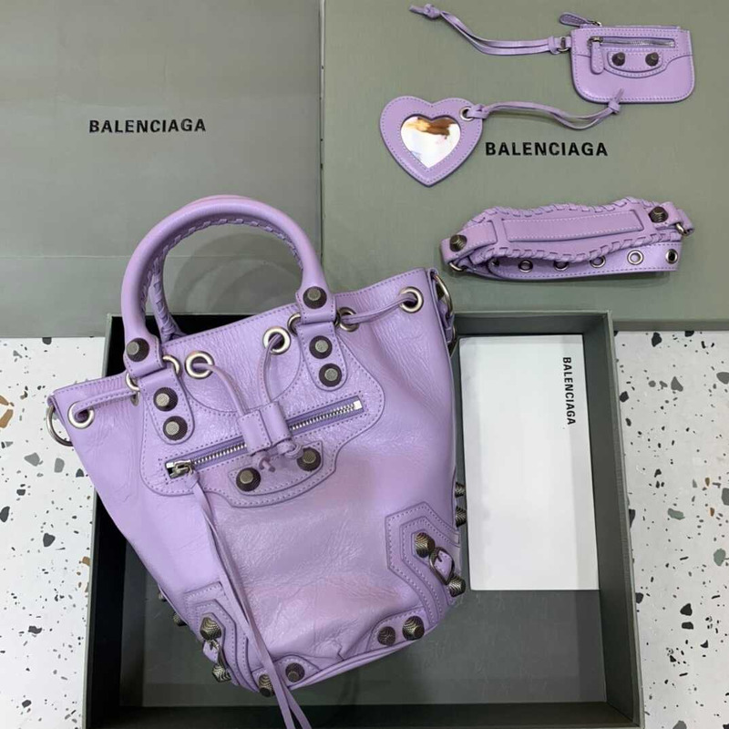 Ba*len*cia*ga le cagole small bucket bag purple