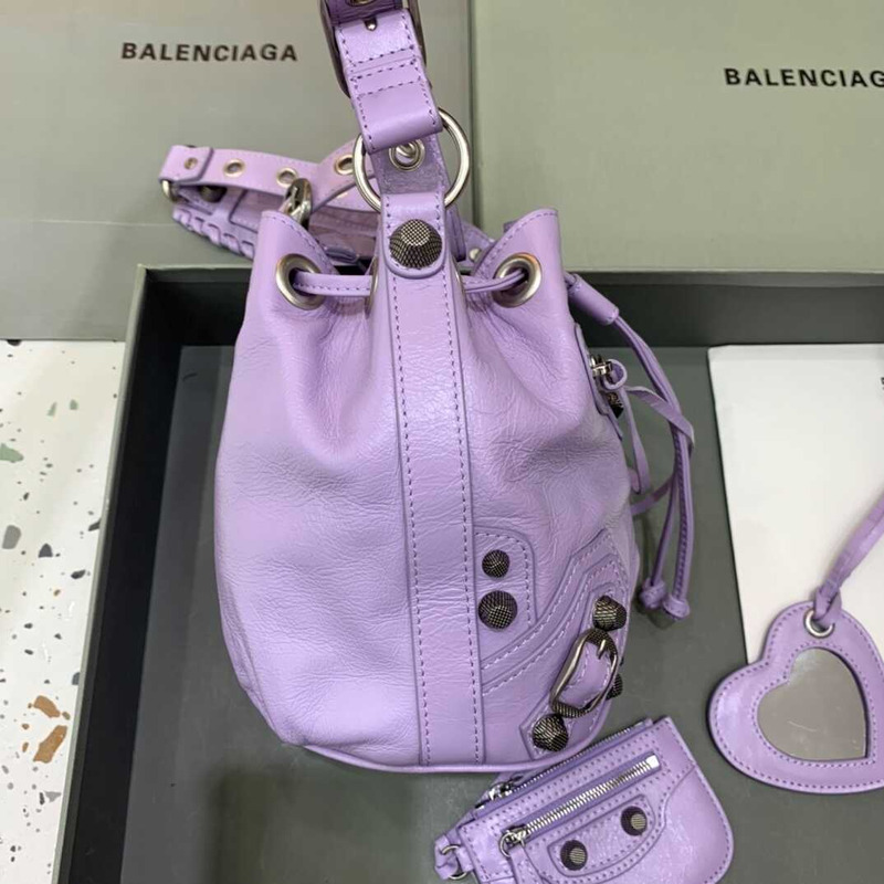 Ba*len*cia*ga le cagole xs bucket bag purple