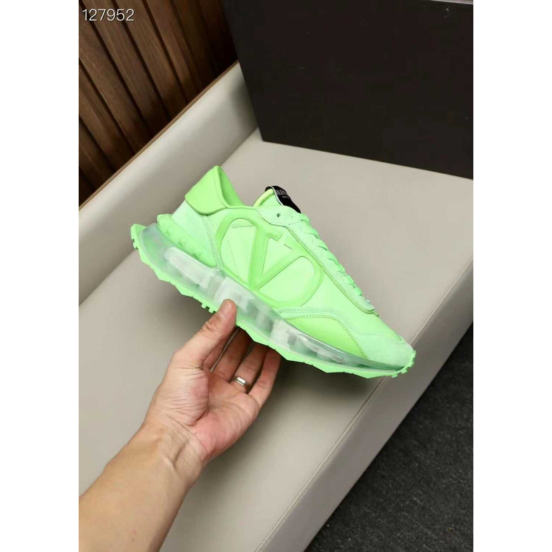 Valentino Garavani Vlogo Sneakers Neon Green