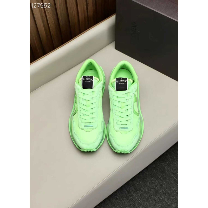 Valentino Garavani Vlogo Sneakers Neon Green