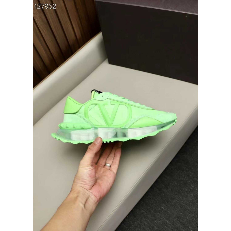 Valentino Garavani Vlogo Sneakers Neon Green