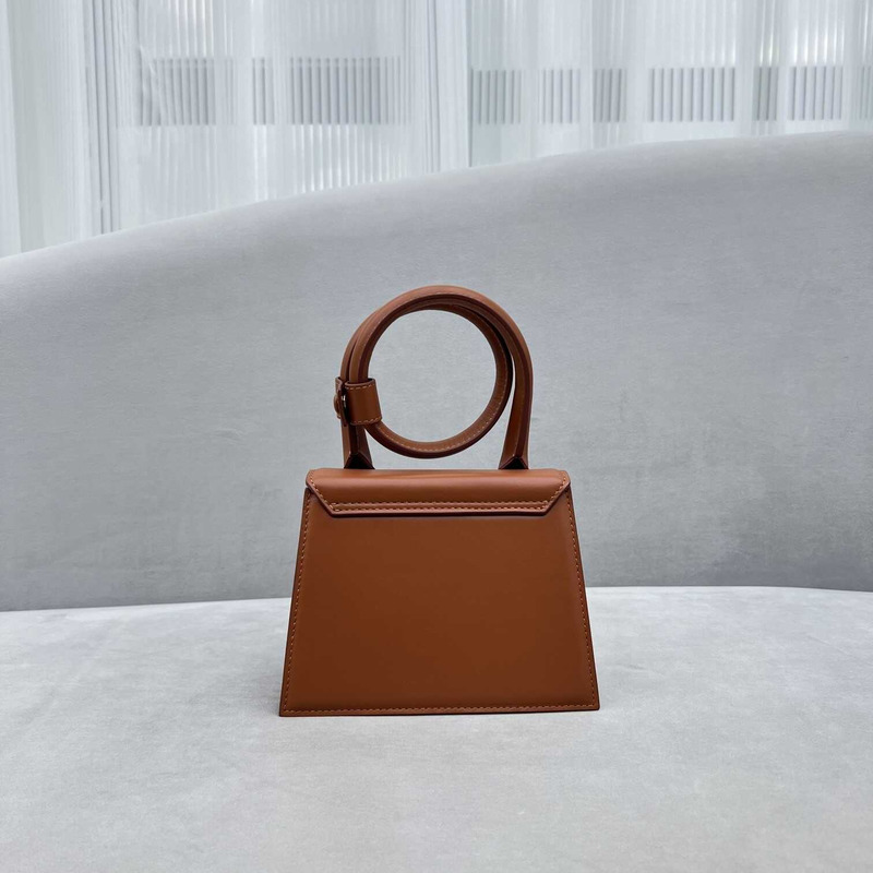 JACQUEMUS Le Chiquito Leather Bag