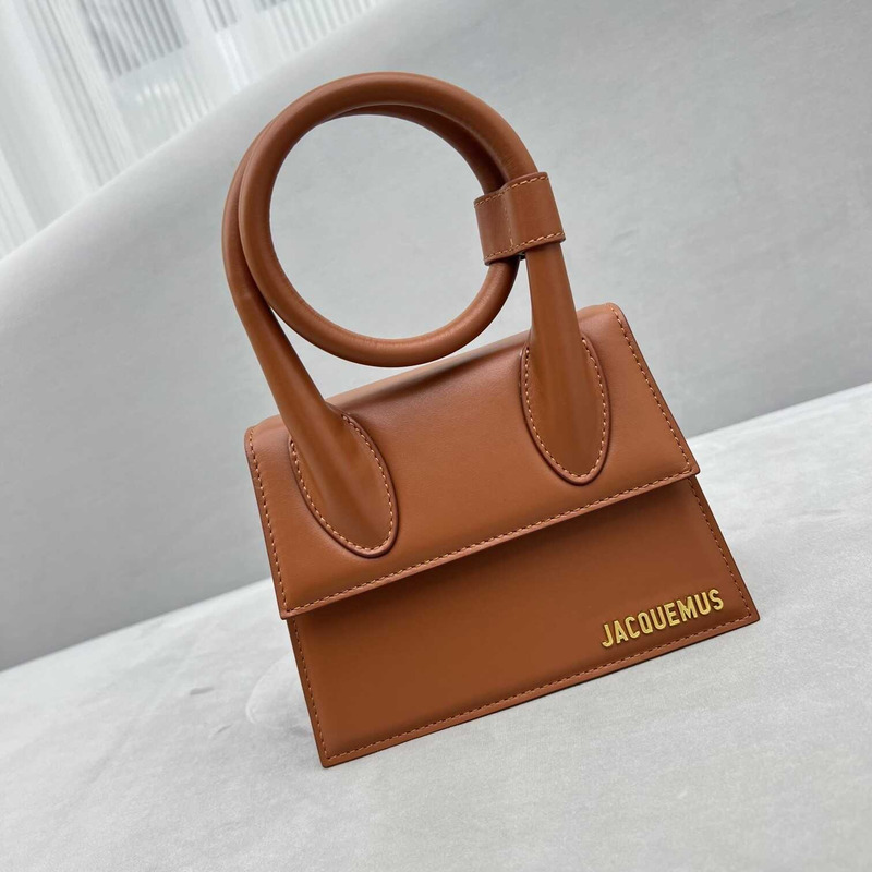 JACQUEMUS Le Chiquito Leather Bag