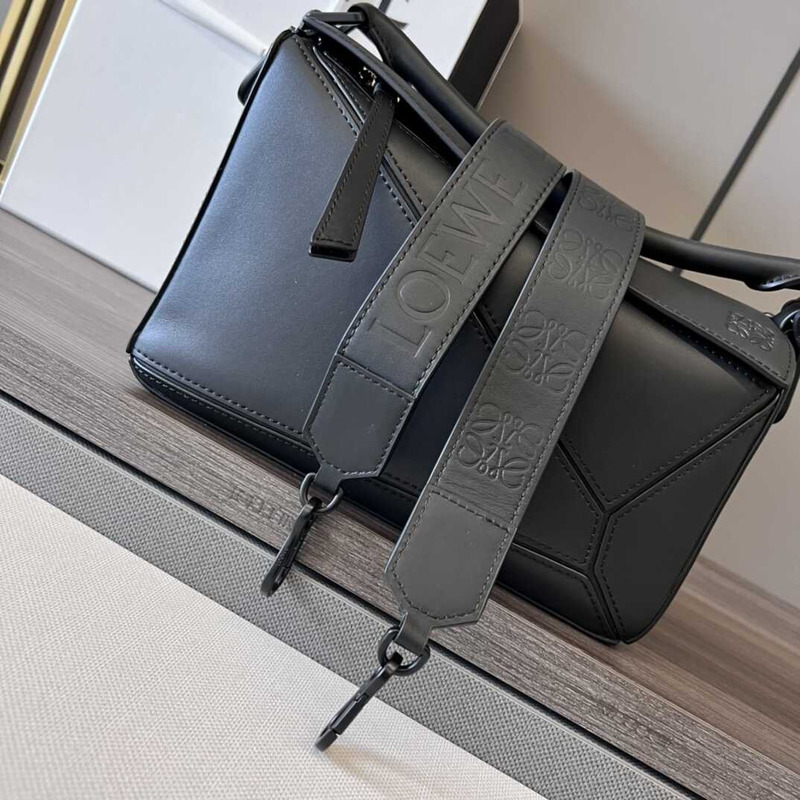 Loewe Small Puzzle Bag In Classic Calfskin Bag