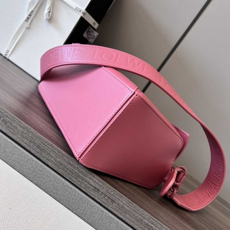 Loewe Small Puzzle Bag In Classic Calfskin Pink