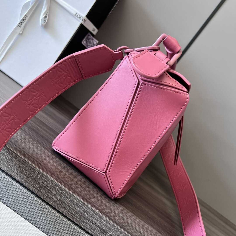 Loewe Small Puzzle Bag In Classic Calfskin Pink