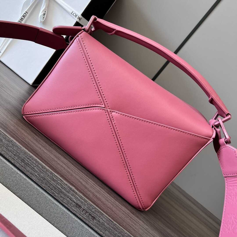 Loewe Small Puzzle Bag In Classic Calfskin Pink