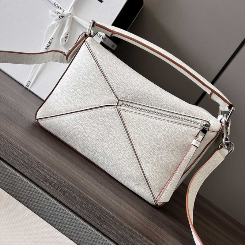 Loewe Small Puzzle Bag In Classic Calfskin White