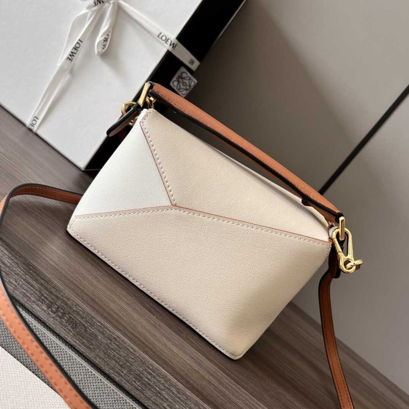 Loewe Puzzle Small-Bag White