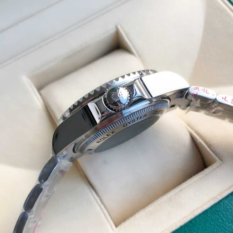 Rolex Deep Sea Dweller 136660 James Cameron Bracelet With Glidelock