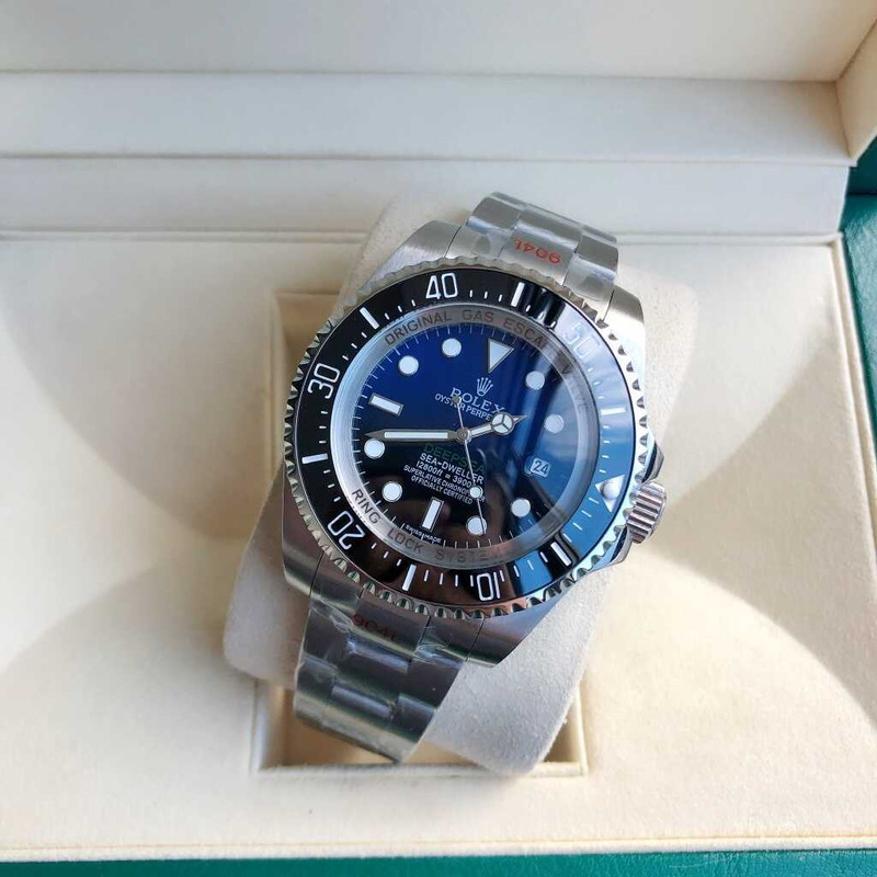 Rolex Deep Sea Dweller 136660 James Cameron Bracelet With Glidelock