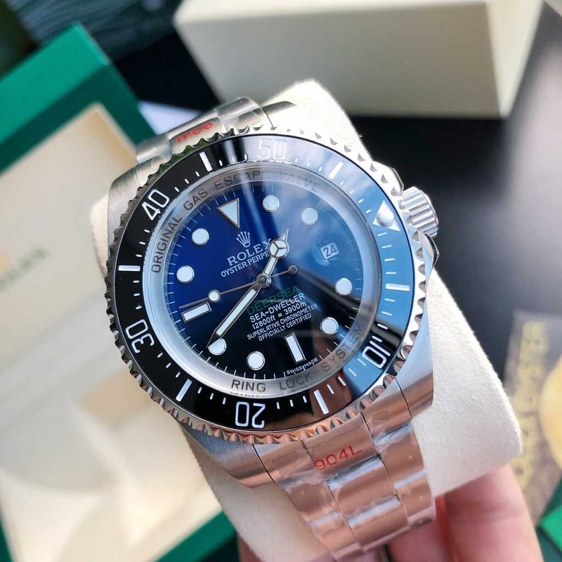 Rolex Deep Sea Dweller 136660 James Cameron Bracelet With Glidelock