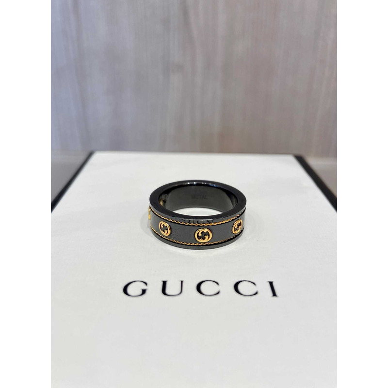 G*u*i gg logo black ring