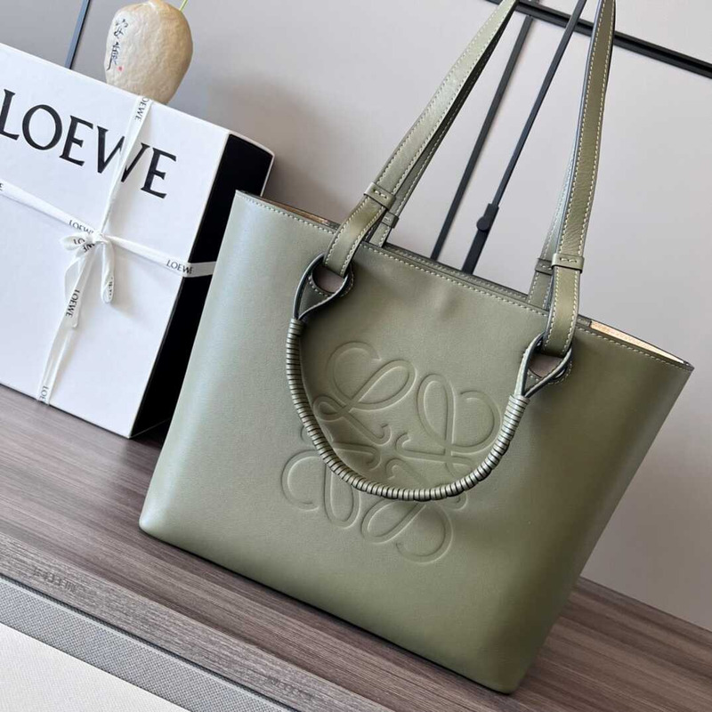 Loewe Small Anagram Tote In Classic Calfskin Green