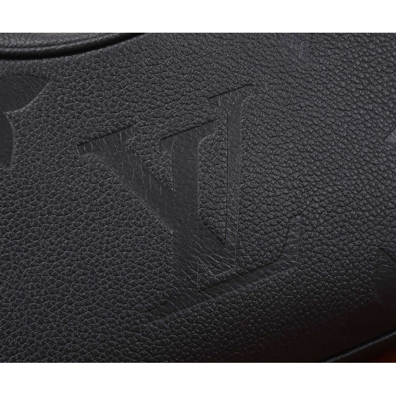 l**is V*t*n bagatelle empreinte leather black