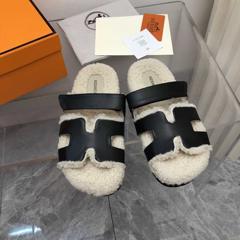 H**mes fur sandals black