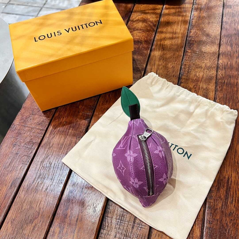 l**is V*t*n lemon pouch purple