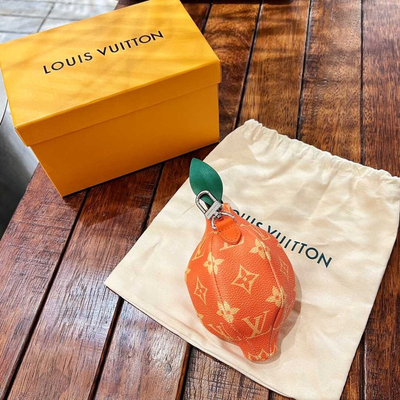 l**is V*t*n lemon pouch orange