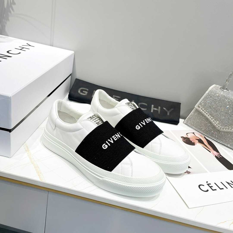 Givenchy Slip On Sneakers Black/White