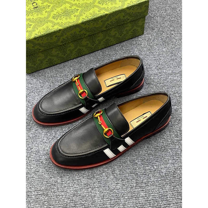 G*u*i horsebit  leather loafers in black