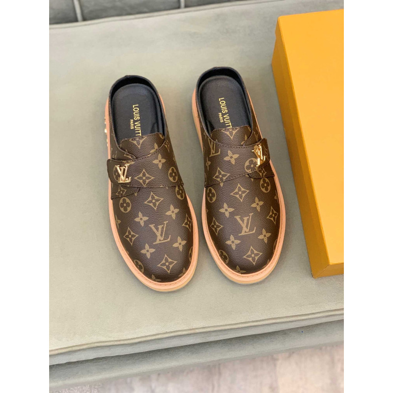 l**is V*t*n sabot confort loafers