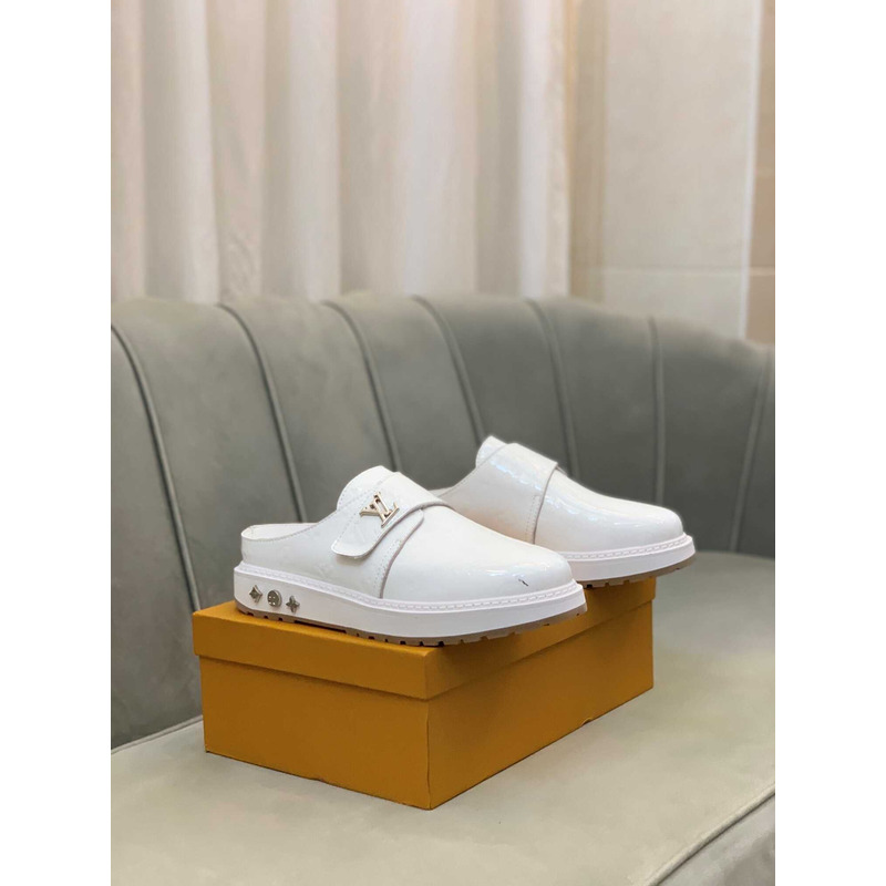 l**is V*t*n sabot confort loafers in white