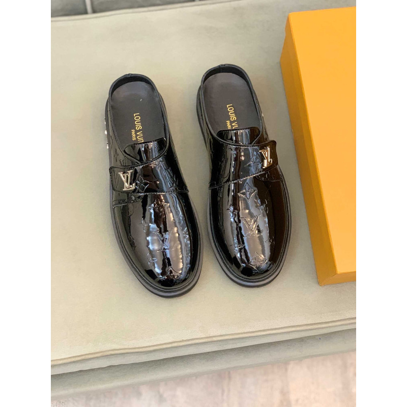 l**is V*t*n sabot confort loafers in black