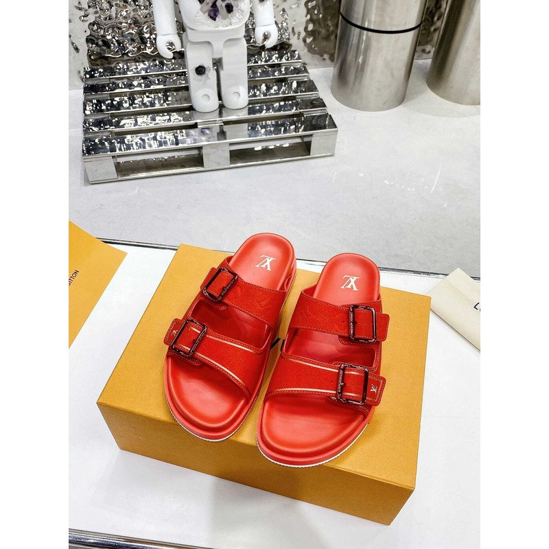 l**is V*t*n 2021 ss lv trainer mule red