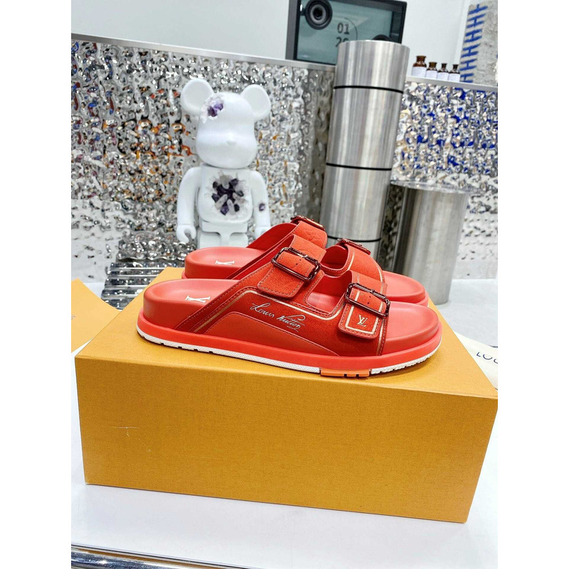 l**is V*t*n 2021 ss lv trainer mule red