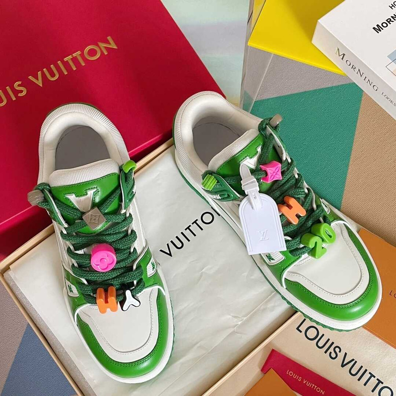 l**is V*t*n trainer sneakers green