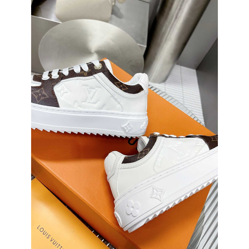 l**is V*t*n debossed sneakers white