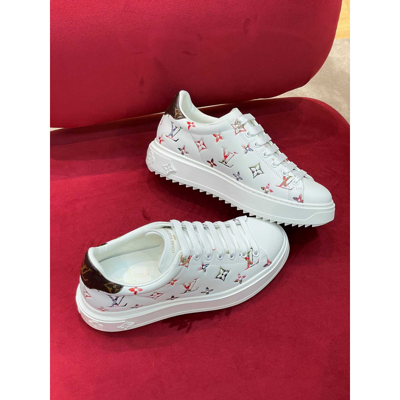 l**is V*t*n monogram leather white sneakers