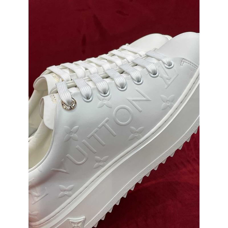 l**is V*t*n debossed monogram leather sneakers