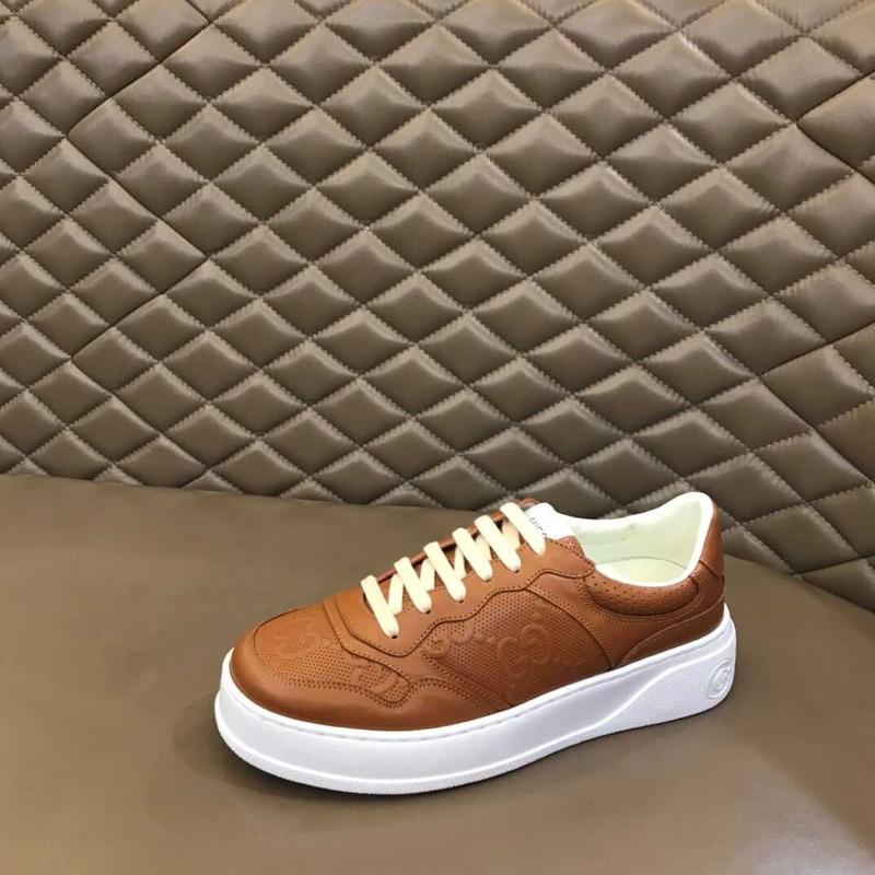 G*u*i gg leather sneakers brown