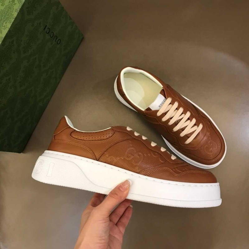 G*u*i gg leather sneakers brown